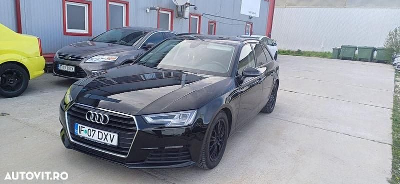 Culoarenegru Utilizat 2018 Audi A4 Break | 13.800 EUR (Preț bun) - Imagine 1/4