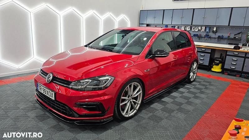 Culoarerosu Utilizat 2020 VW Golf VII R Hatchback | 27.900 EUR (Scump) - Imagine 1/4
