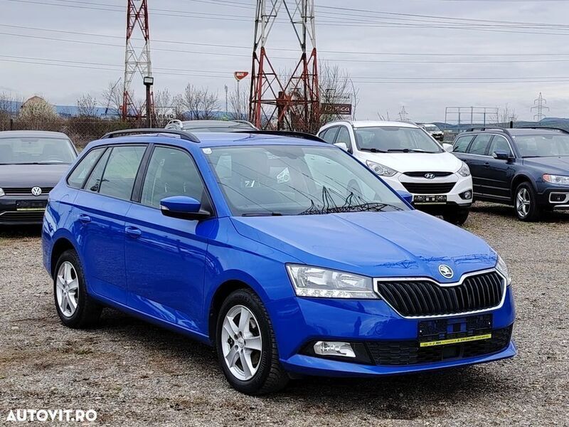 Albastru Utilizat 2019 Skoda Fabia Ambition Hatchback | 7.799 EUR (Preț OK) - Imagine 1/4