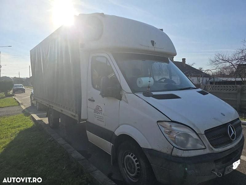 Second-hand Mercedes Sprinter 163 CP (119 kW) 2016 Culoarealb Van