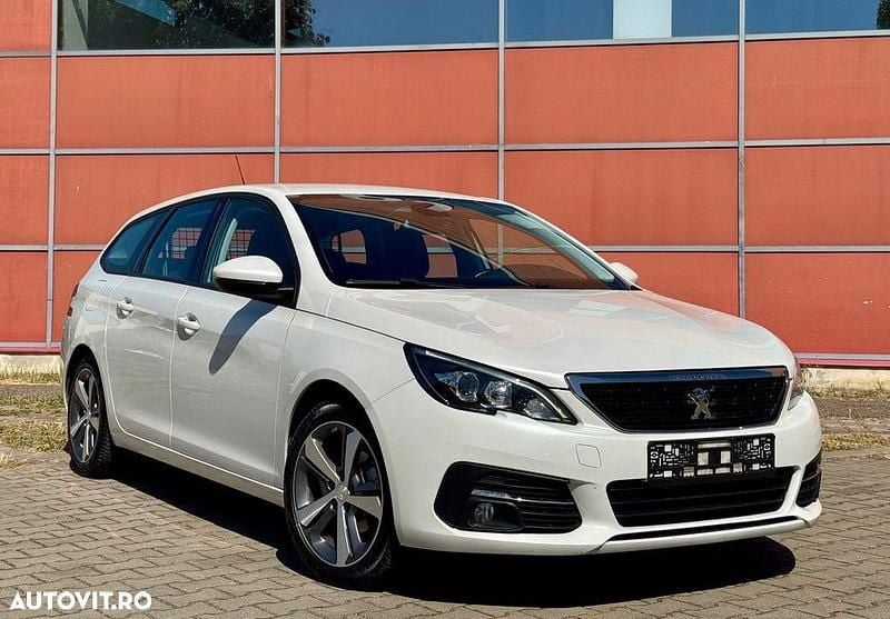 Alb Utilizat 2018 Peugeot 308 Allure Break | 6.990 EUR (Super Preț) - Imagine 1/4