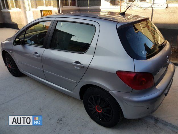 Second-hand Peugeot 307 109 CP (80 kW) 2003 Gri Hatchback