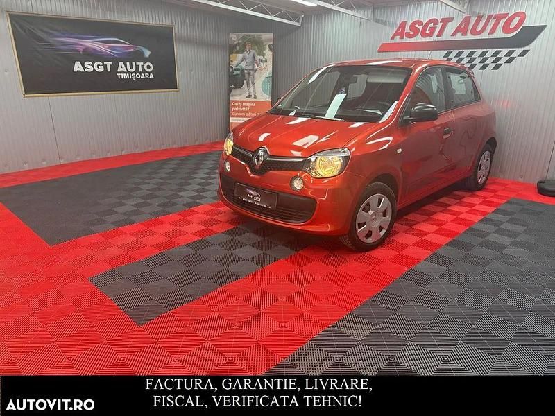 Second-hand Renault Twingo 71 CP (52 kW) 2016 Rosu Hatchback