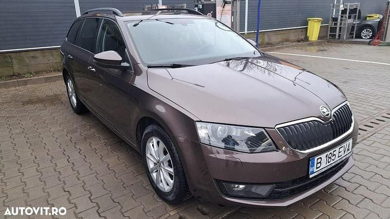 Second-hand Skoda Octavia 150 CP (110 kW) 2015 Culoaremaro Hatchback