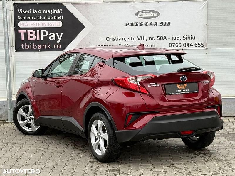 Second-hand Toyota C-HR Style 122 CP (89 kW) 2018 Culoarerosu SUV