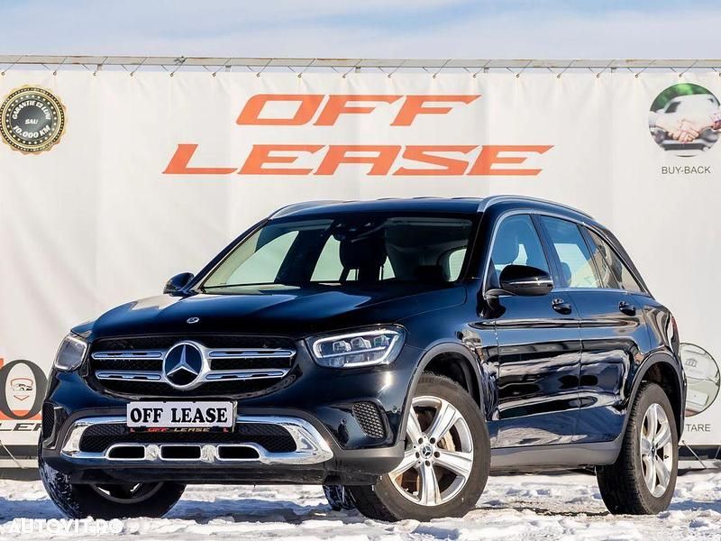 Culoarenegru Second-hand 2021 Mercedes GLC300e SUV | 32.500 EUR (Super Preț) - Imagine 1/4
