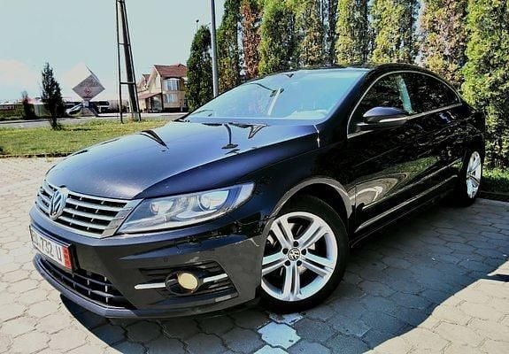 Second-hand VW Passat R-line 170 CP (125 kW) 2013 Negru Berlinǎ