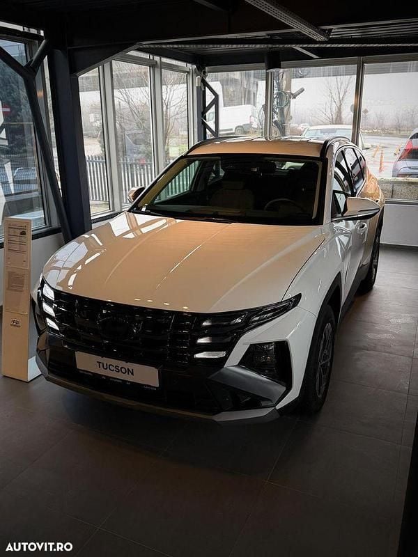 Culoarealb Nouă 2025 Hyundai Tucson Style SUV | 35.500 EUR (Puțin scump) - Imagine 1/4