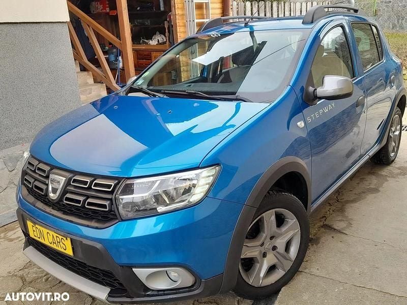 Albastru Utilizat 2017 Dacia Sandero Stepway Hatchback | 6.390 EUR (Preț OK) - Imagine 1/4