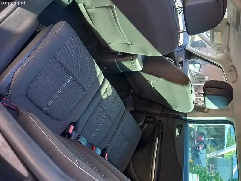 Second-hand Opel Zafira 95 CP (69 kW) 2012 Monovolum