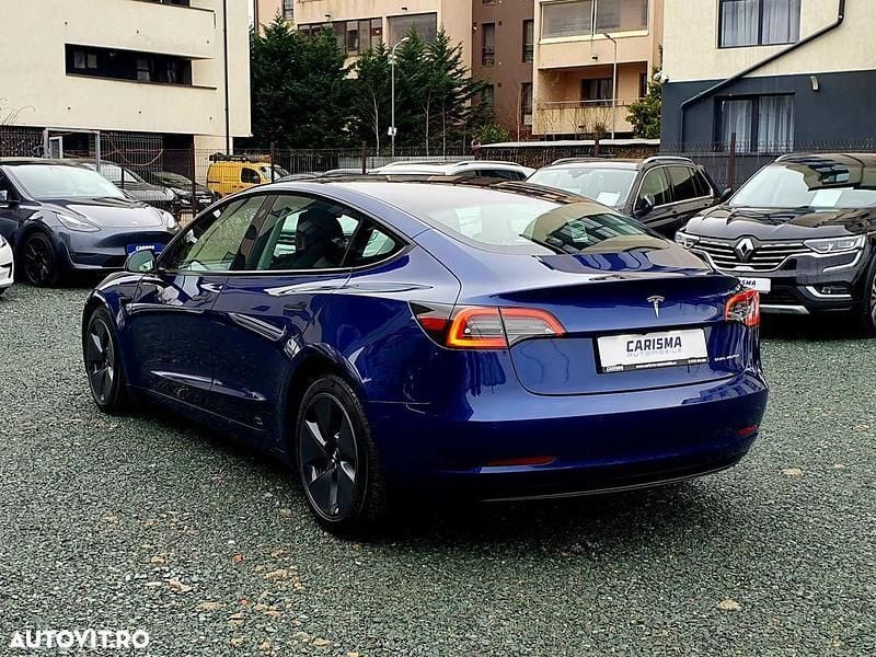 Second-hand Tesla Model 3 Long Range AWD 366 kW (498 CP) 2023 Culoarealbastru Berlinǎ