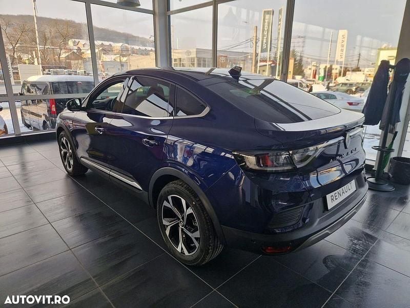 Nouă Renault Arkana Intens 143 CP (105 kW) 2025 Culoarealbastru SUV