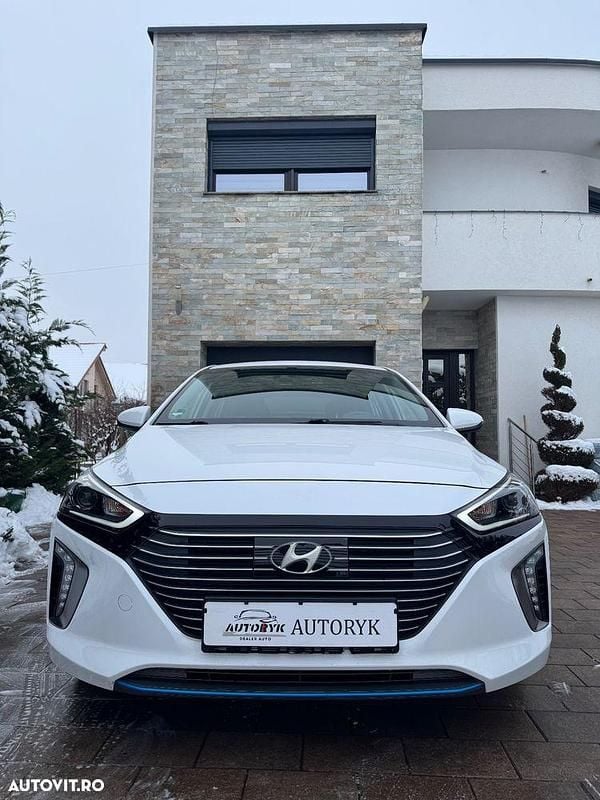 Culoarealb Utilizat 2017 Hyundai Ioniq Hatchback | 13.590 EUR (Preț OK) - Imagine 1/4