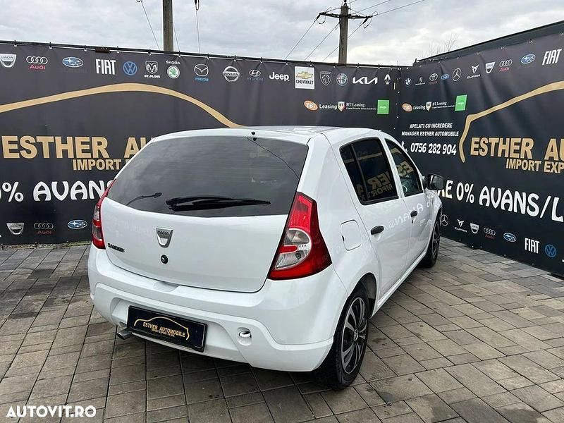 Second-hand Dacia Sandero 75 CP (55 kW) 2011 Culoarealb