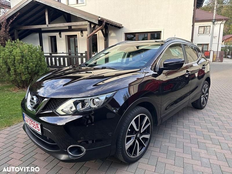 Culoarealte culori Utilizat 2015 Nissan Qashqai Tekna SUV | 9.900 EUR (Preț bun) - Imagine 1/4