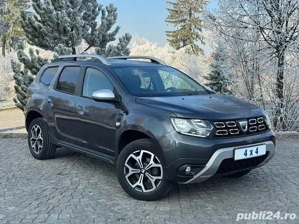 Alb Utilizat 2017 Dacia Duster SUV | 13.450 EUR (Scump) - Imagine 1/4
