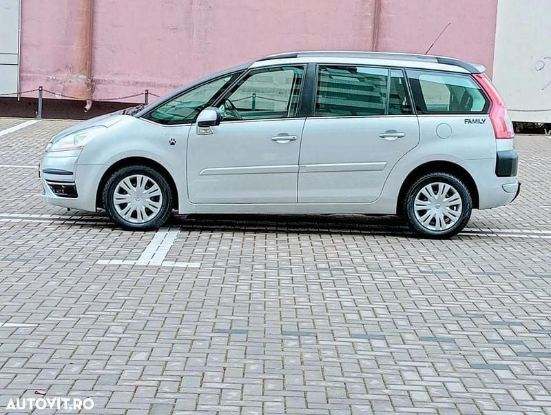 Second-hand Citroën Grand C4 Picasso Exclusive 149 CP (109 kW) 2011 Culoaregri Monovolum