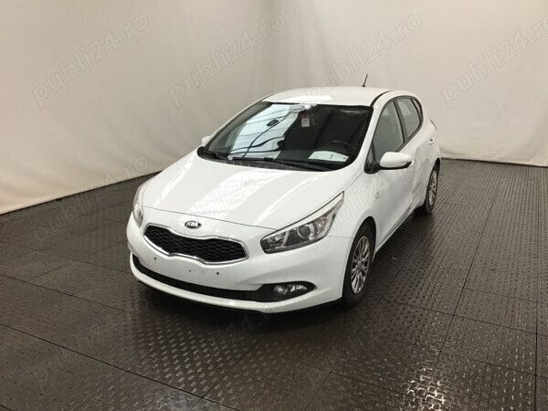 Utilizat 2013 Kia Ceed Hatchback | 4.150 EUR (Super Preț) - Imagine 1/4