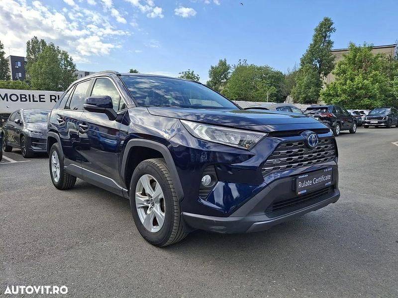 Second-hand Toyota RAV4 Hybrid 178 CP (130 kW) 2021 Albastru SUV