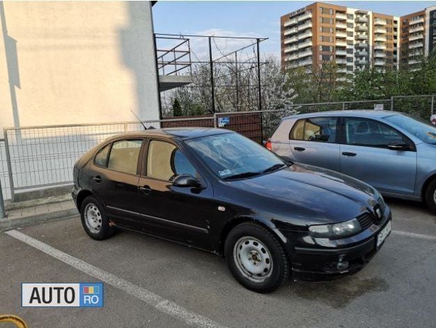 Negru Utilizat 2004 Seat Leon Hatchback | 1.000 EUR - Imagine 1/4