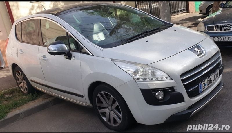 Alb Utilizat 2013 Peugeot 3008 SUV | 5.000 EUR - Imagine 1/4