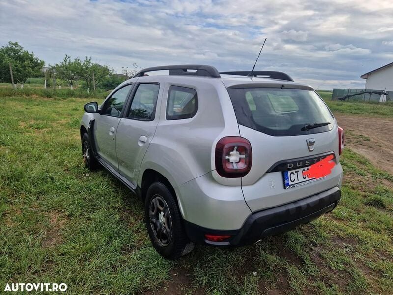 Gri Utilizat 2018 Dacia Duster SUV | 9.600 EUR (Preț bun) - Imagine 1/4