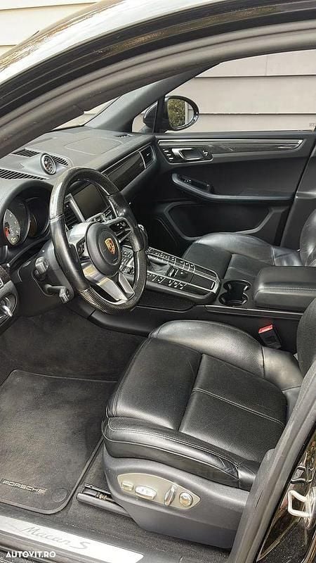 Negru Utilizat 2015 Porsche Macan SUV | 22.900 EUR (Preț OK) - Imagine 1/4