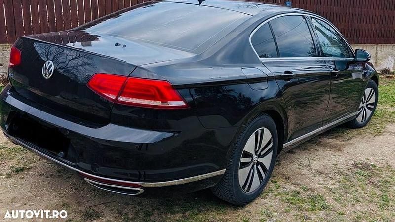 Negru Utilizat 2018 VW Passat GTE Berlinǎ | 17.500 EUR (Preț bun) - Imagine 1/4