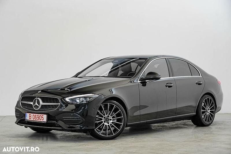 Culoarenegru Second-hand 2021 Mercedes C180 Avantgarde Berlinǎ | 24.980 EUR (Super Preț) - Imagine 1/4
