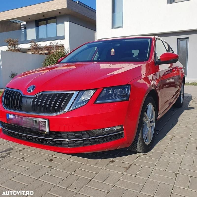 Culoarerosu Utilizat 2018 Skoda Octavia Style Berlinǎ | 13.600 EUR (Super Preț) - Imagine 1/4