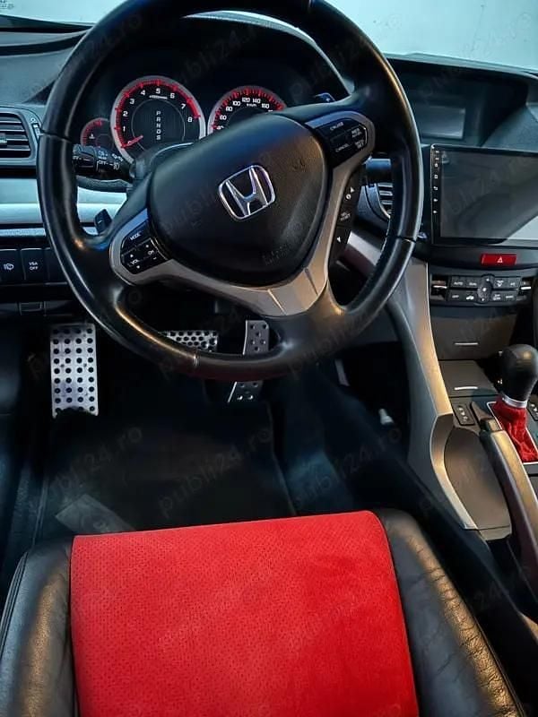 Second-hand Honda Accord Type S 210 CP (154 kW) 2009 Berlinǎ