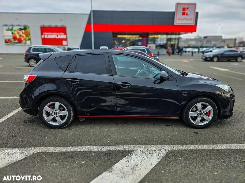 Second-hand Mazda 3 Sports-Line 151 CP (111 kW) 2011 Culoarenegru Hatchback