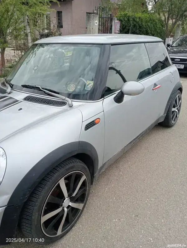 Utilizat 2003 Mini ONE Hatchback | 14.000 EUR - Imagine 1/4