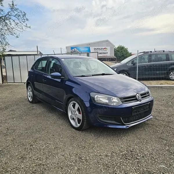 Utilizat 2011 VW Polo Berlinǎ | 3.599 EUR (Preț bun) - Imagine 1/4