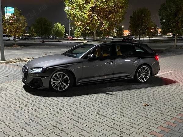 Utilizat 2020 Audi RS4 Exclusive Break | 63.000 EUR - Imagine 1/4