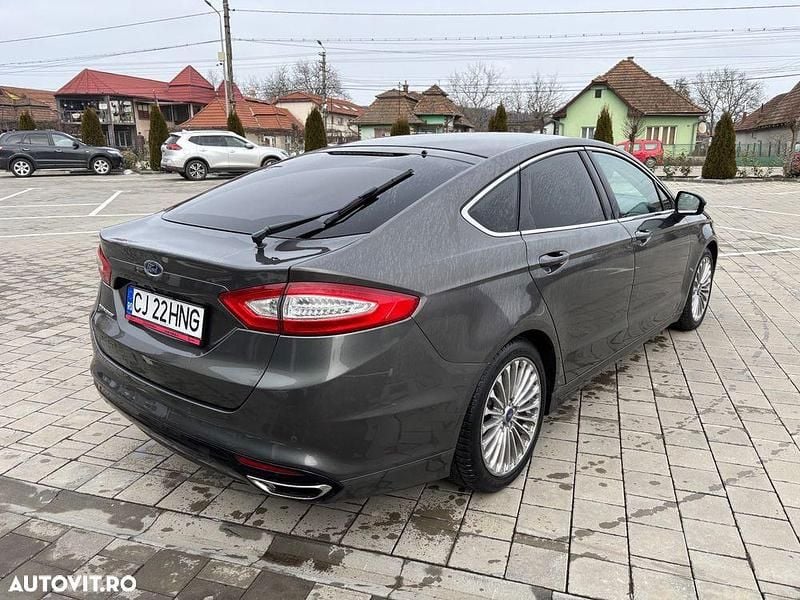 Second-hand Ford Mondeo 180 CP (132 kW) 2016 Culoaregri Berlinǎ