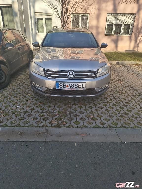 Gri Utilizat 2013 VW Passat Break | 9.500 EUR - Imagine 1/4