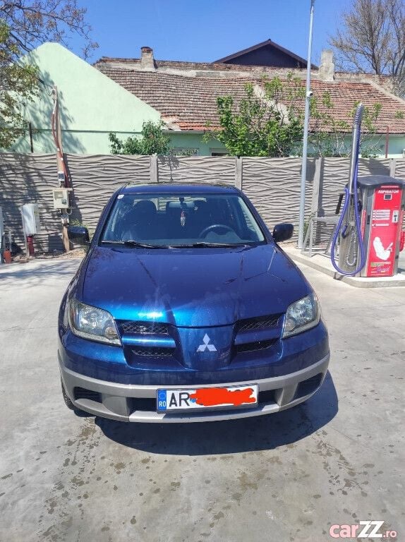 Albastru Utilizat 2003 Mitsubishi Outlander SUV | 3.500 EUR - Imagine 1/4
