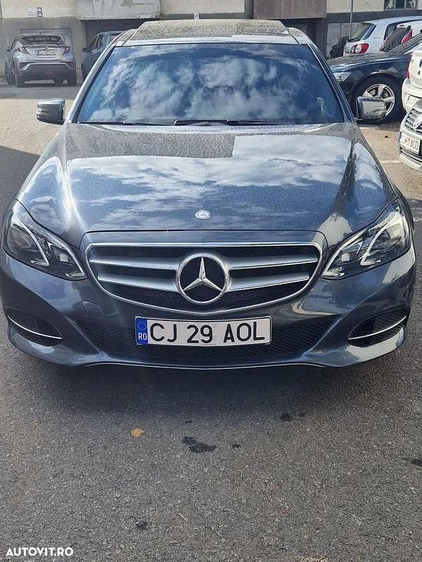 Culoaregri Utilizat 2015 Mercedes E200 Berlinǎ | 14.400 EUR (Scump) - Imagine 1/4