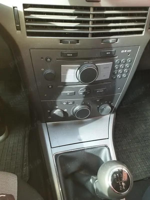 Utilizat 2005 Opel Astra Break | 1.500 EUR (Preț OK) - Imagine 1/4