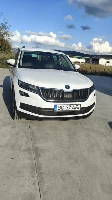 Alb Utilizat 2018 Skoda Kodiaq Style SUV | 22.850 EUR (Preț OK) - Imagine 1/4