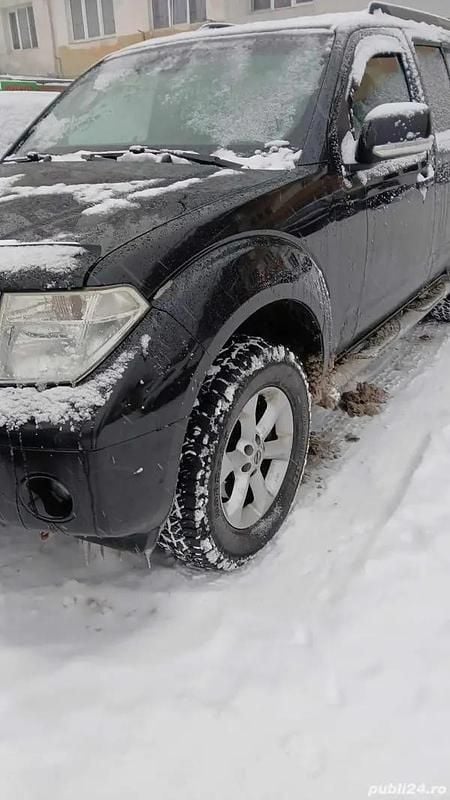 Negru Utilizat 2007 Nissan Pathfinder SUV | 6.500 EUR (Puțin scump) - Imagine 1/4