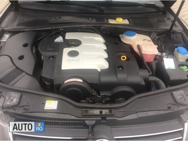 Second-hand VW Passat 136 CP (100 kW) 2005 Gri Break