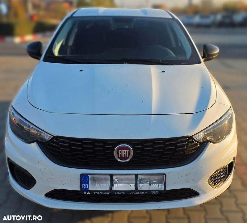 Culoarealb Utilizat 2019 Fiat Tipo Pop Hatchback | 10.000 EUR (Preț OK) - Imagine 1/4