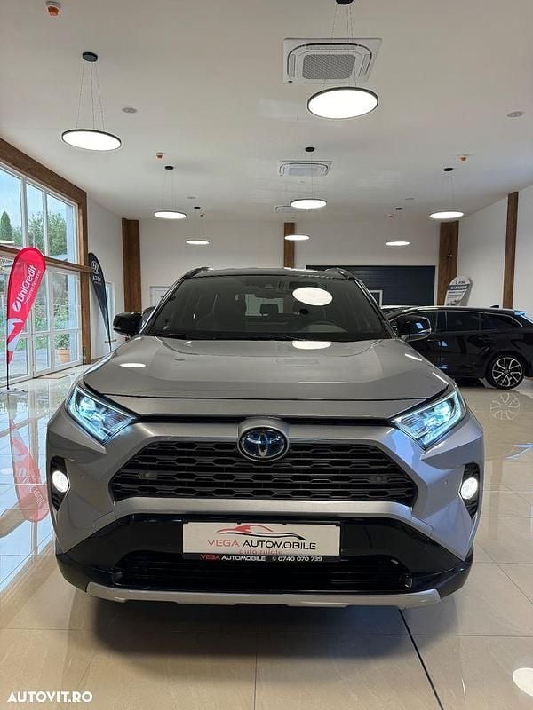 Culoaregri Utilizat 2021 Toyota RAV4 Hybrid SUV | 29.999 EUR (Scump) - Imagine 1/4