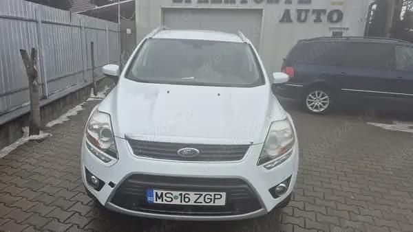 Second-hand Ford Kuga 140 CP (102 kW) 2012 Alb SUV