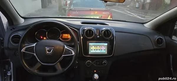 Second-hand Dacia Logan MCV Stepway 100 CP (73 kW) 2020 Break