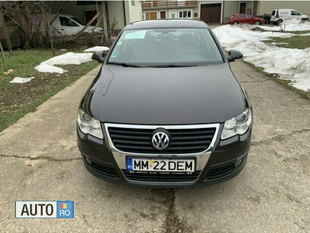 Second-hand VW Passat 140 CP (102 kW) 2008 Maro Berlinǎ