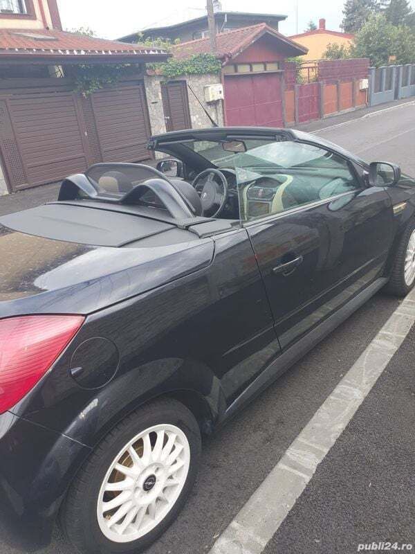 Second-hand Opel Tigra 90 CP (66 kW) 2005 Negru Cabrio