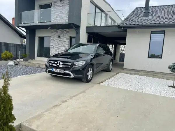 Negru Utilizat 2017 Mercedes GLC220 SUV | 21.900 EUR - Imagine 1/4